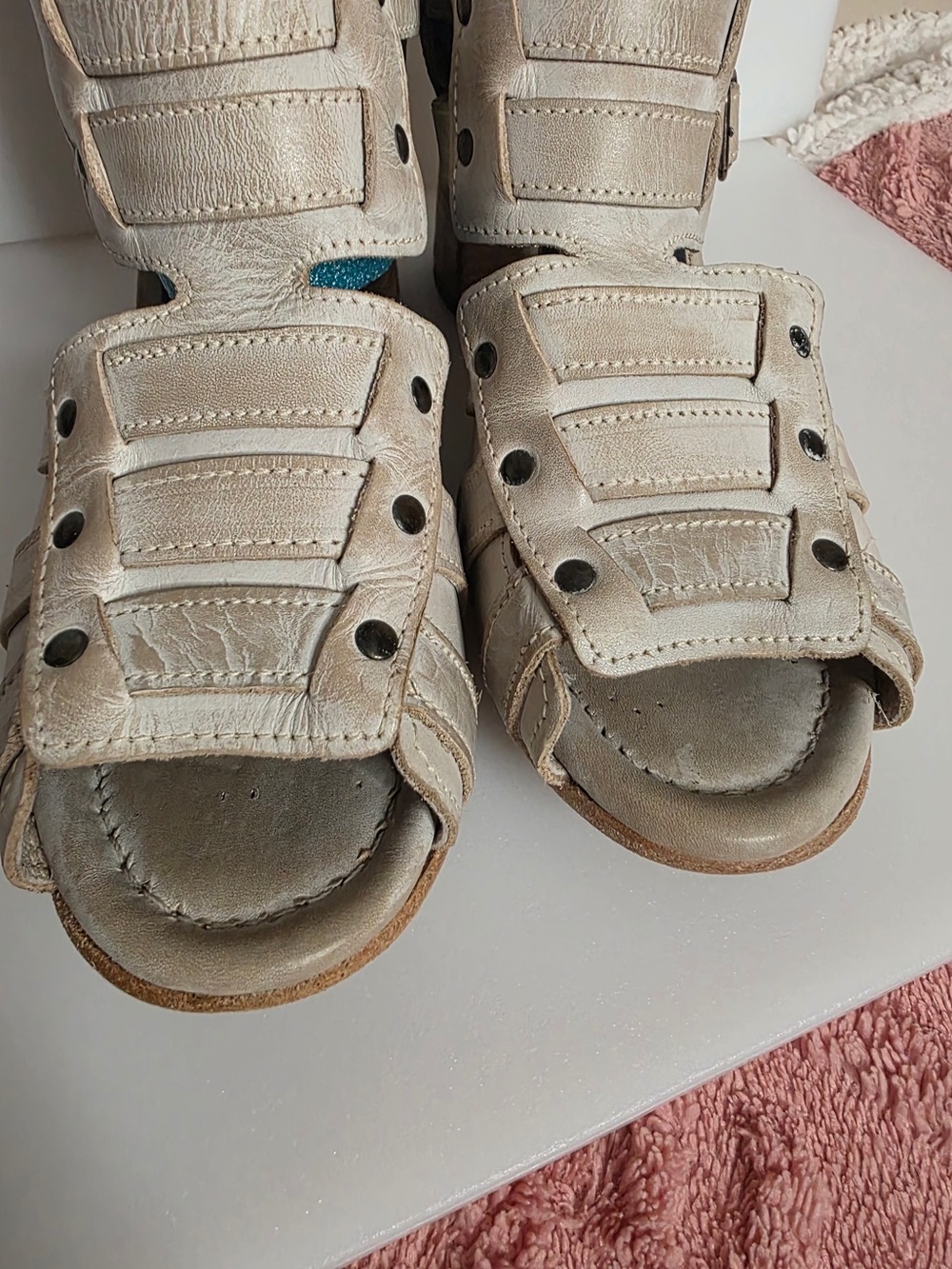 Freebird by Steven ZANE Beige Gladiator Sandals with - Picture 4 of 5